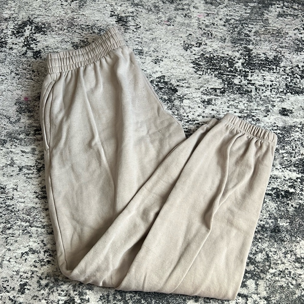 Garage sweats